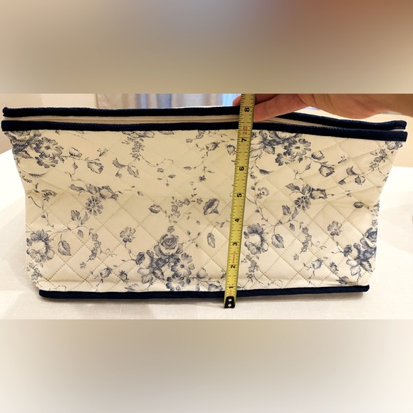 French Floral Storage Bag (Large). - Picture 5 of 7